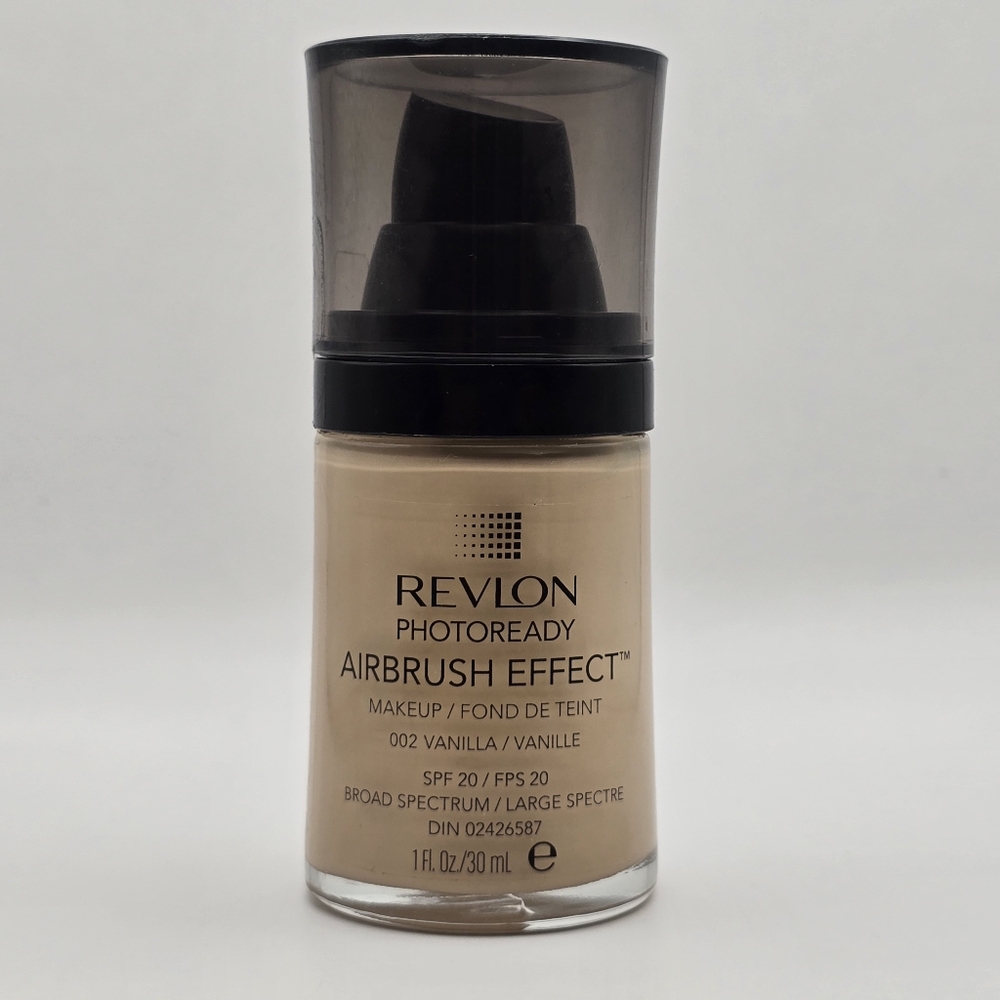 Revlon PhotoReady Airbrush Effect Foundation – 002 Vanilla New Sealed Full Size